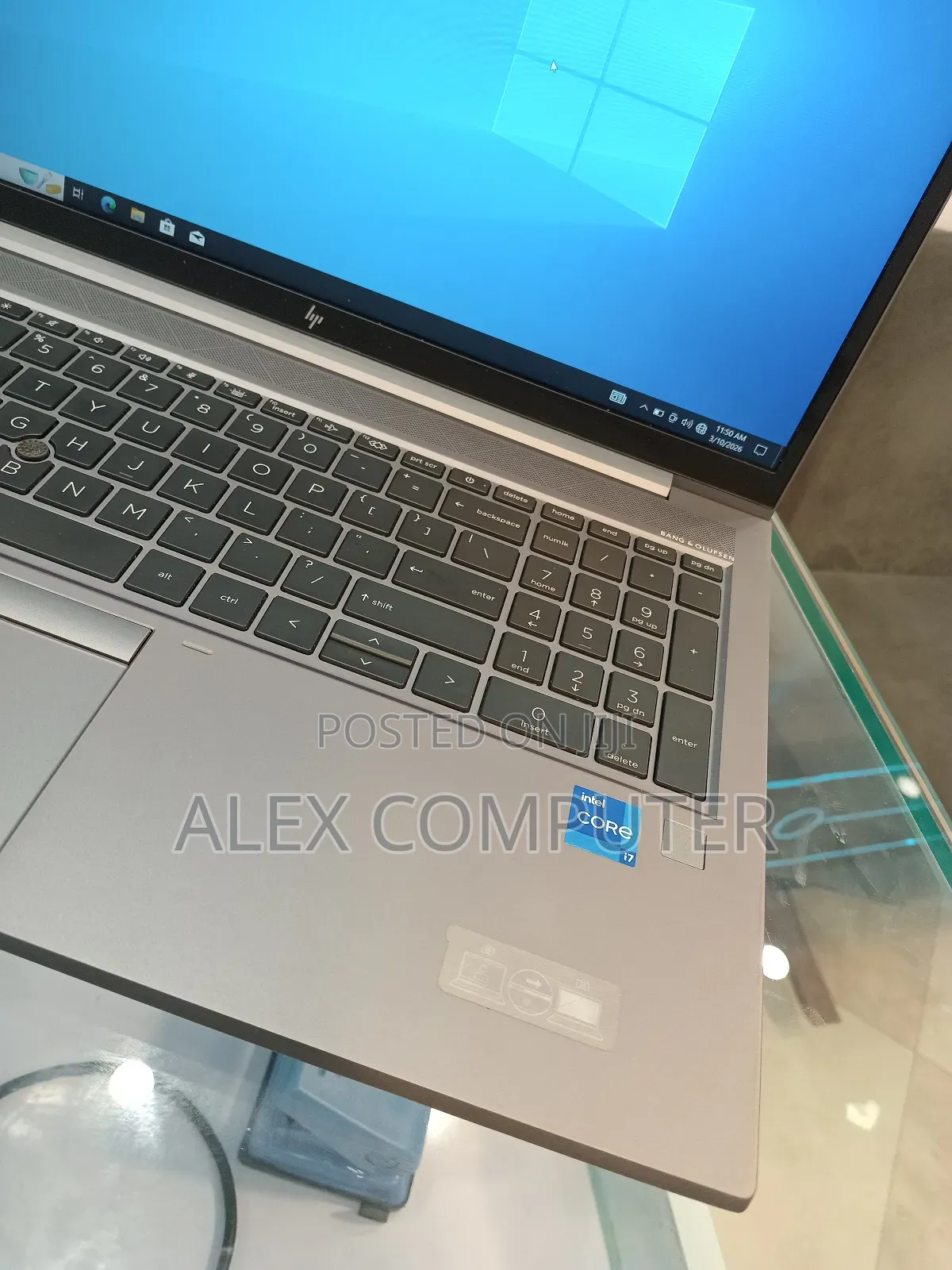 New Laptop HP ZBook Firefly G8 16GB Intel Core i7 SSD 512GB
