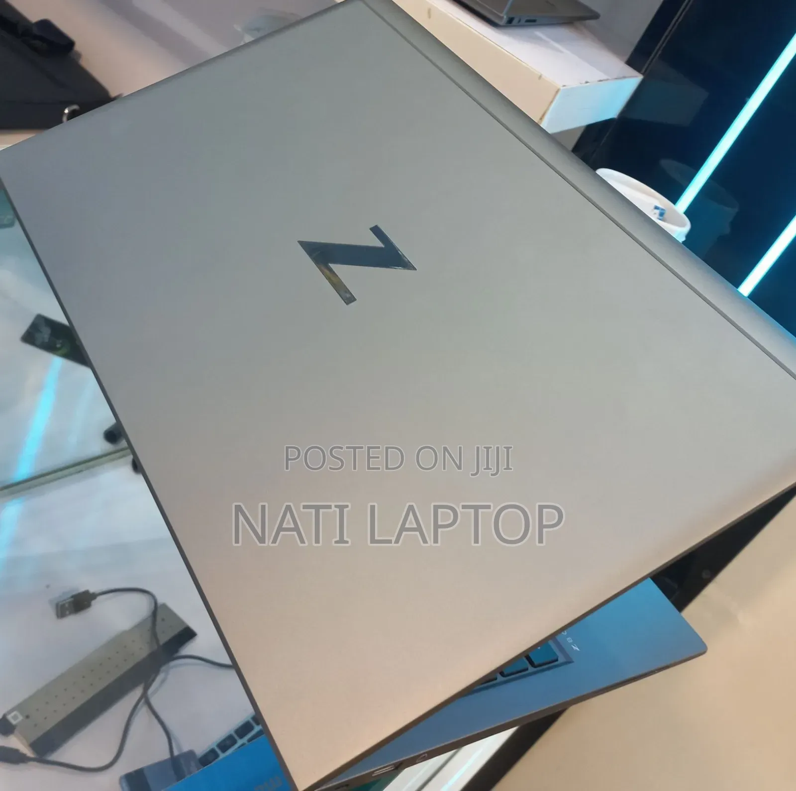 New Laptop HP ZBook Firefly G8 16GB Intel Core i7 SSD 512GB