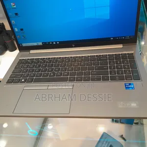 New Laptop HP ZBook 15 16GB Intel Core i7 SSD 512GB