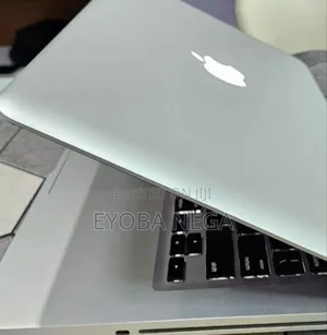 Laptop Apple MacBook Pro 2012 4GB Intel Core i5 HDD 500GB