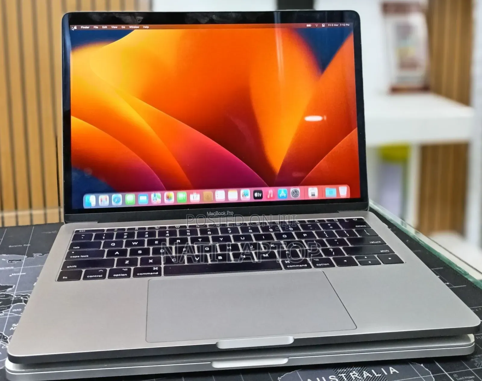 New Laptop Apple MacBook Pro 2017 8GB Intel Core i5 SSD 128GB