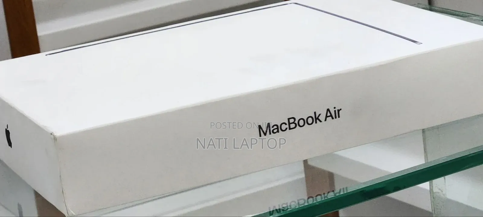New Laptop Apple MacBook Air 2025 M4 13-inch 16GB Apple M4 SSD 256GB