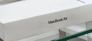 New Laptop Apple MacBook Air 2025 M4 13-inch 16GB Apple M4 SSD 256GB