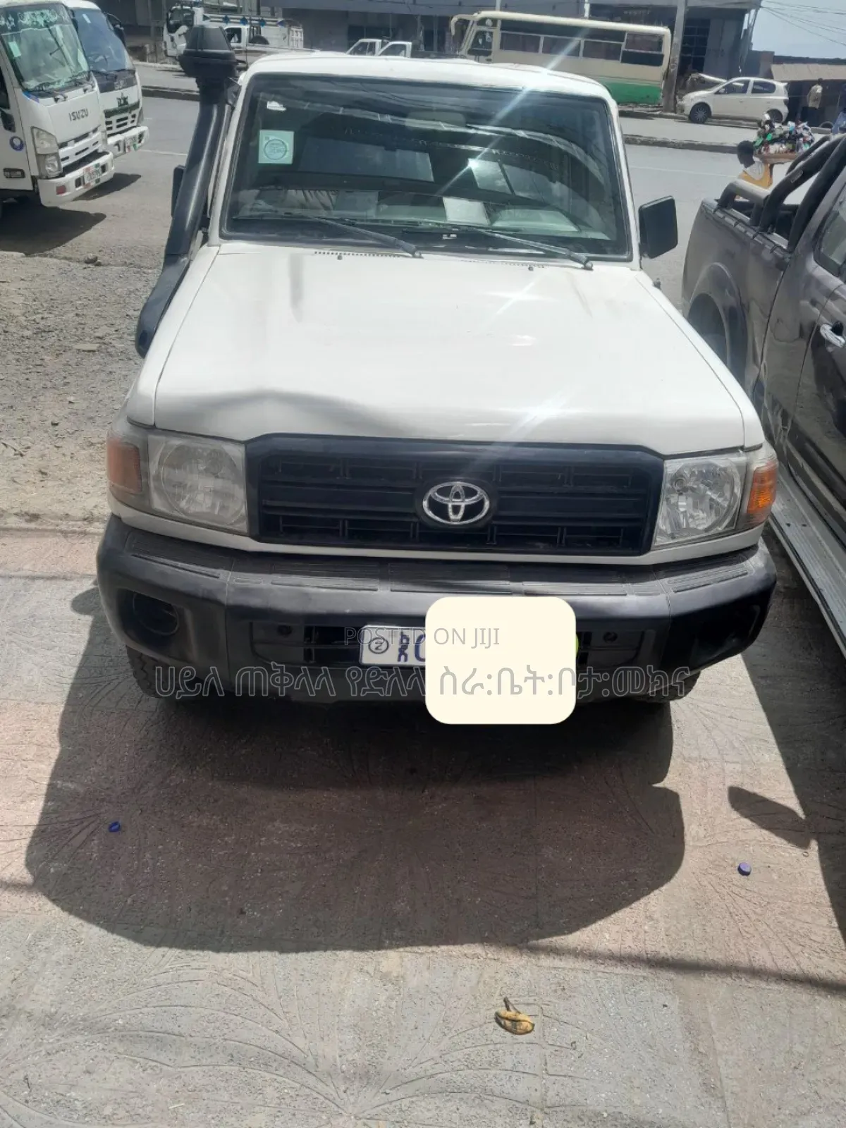 Toyota Land Cruiser 2022 White