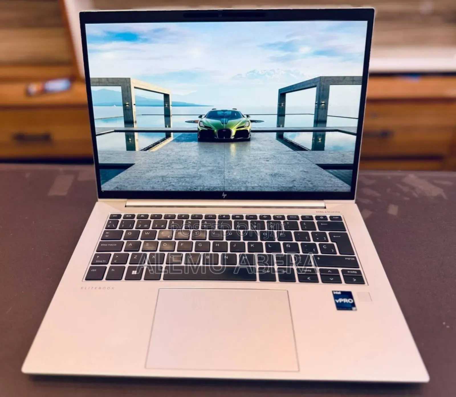 New Laptop HP EliteBook x360 1040 G9 16GB Intel Core i7 SSD 512GB