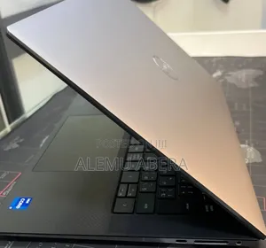 New Laptop Dell Precision 5560 16GB Intel Core i7 SSD 512GB