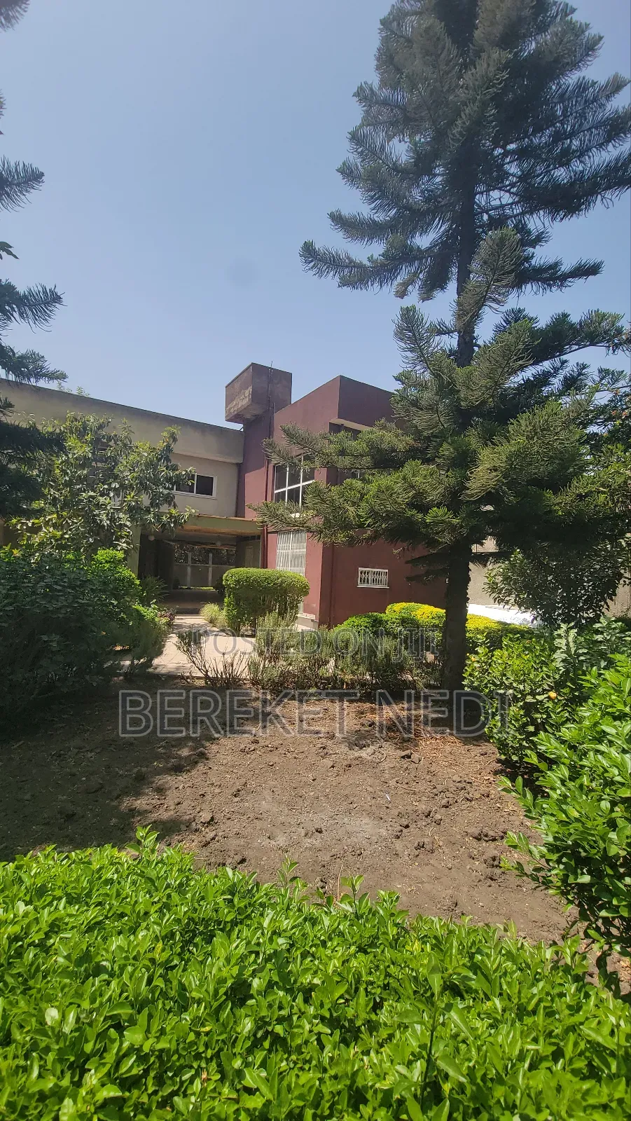 6bdrm Mansion in Getshet, East Shewa for rent