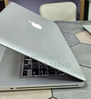 New Laptop Apple MacBook Pro 2015 4GB Intel Core i5 HDD 500GB