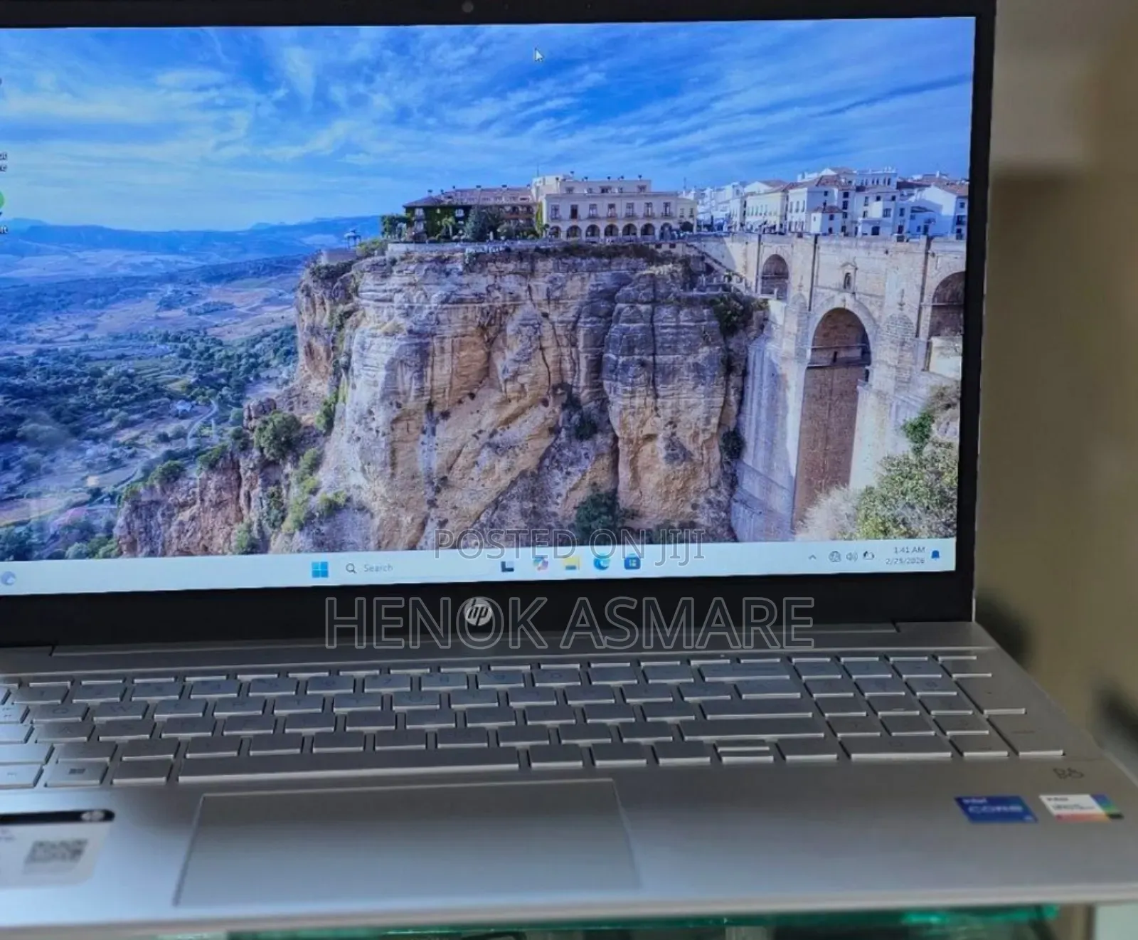 New Laptop HP Pavilion 15 8GB Intel Core i5 SSD 512GB