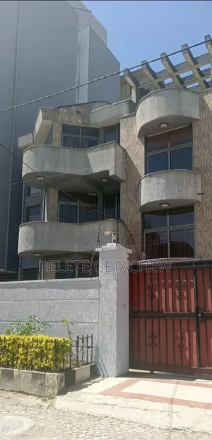 8bdrm House in Bole-24, G+2 House for sale