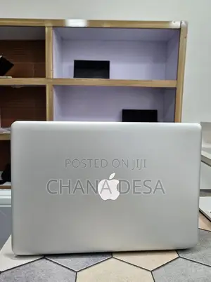 New Laptop Apple MacBook Pro 2012 4GB Intel Core i5 SSD 500GB