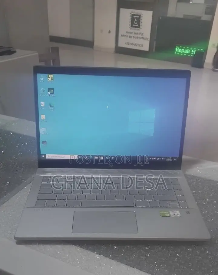 New Laptop HP Pavilion 10 16GB Intel Core i7 SSD 512GB