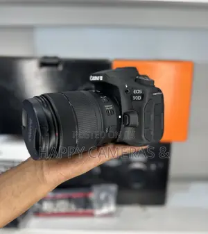 90d 18-135mm DSLR Cameras