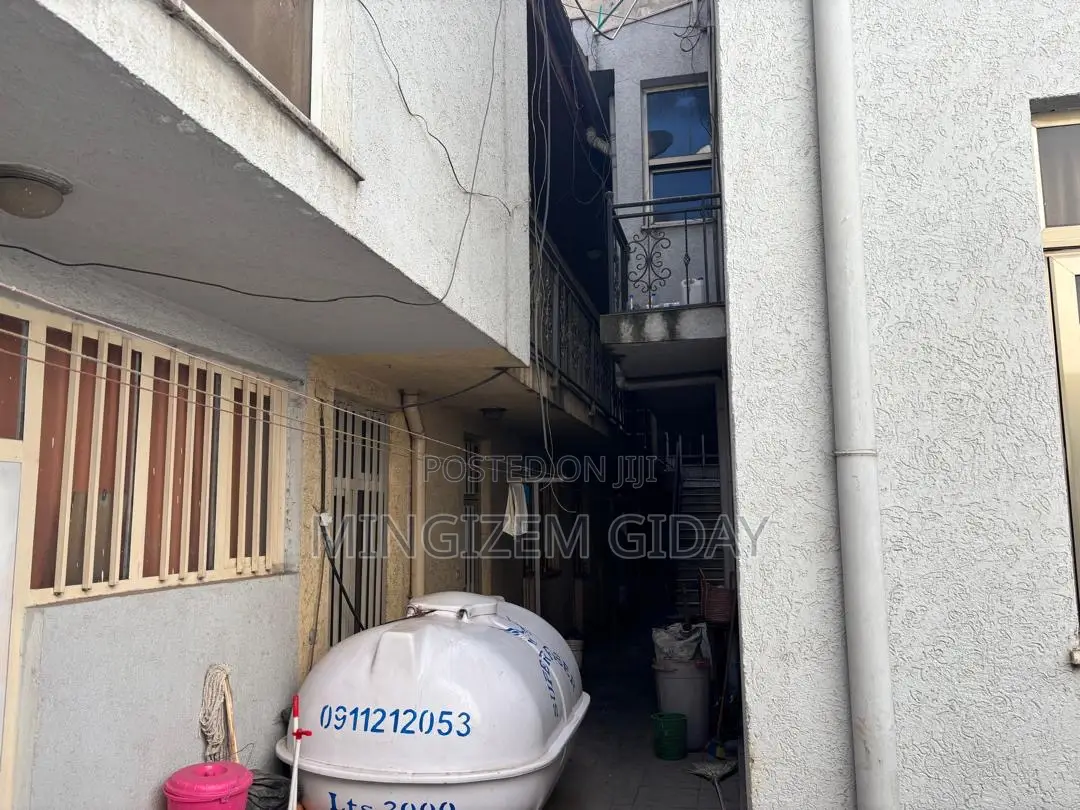 5bdrm House in Nifas Silk-Lafto for rent
