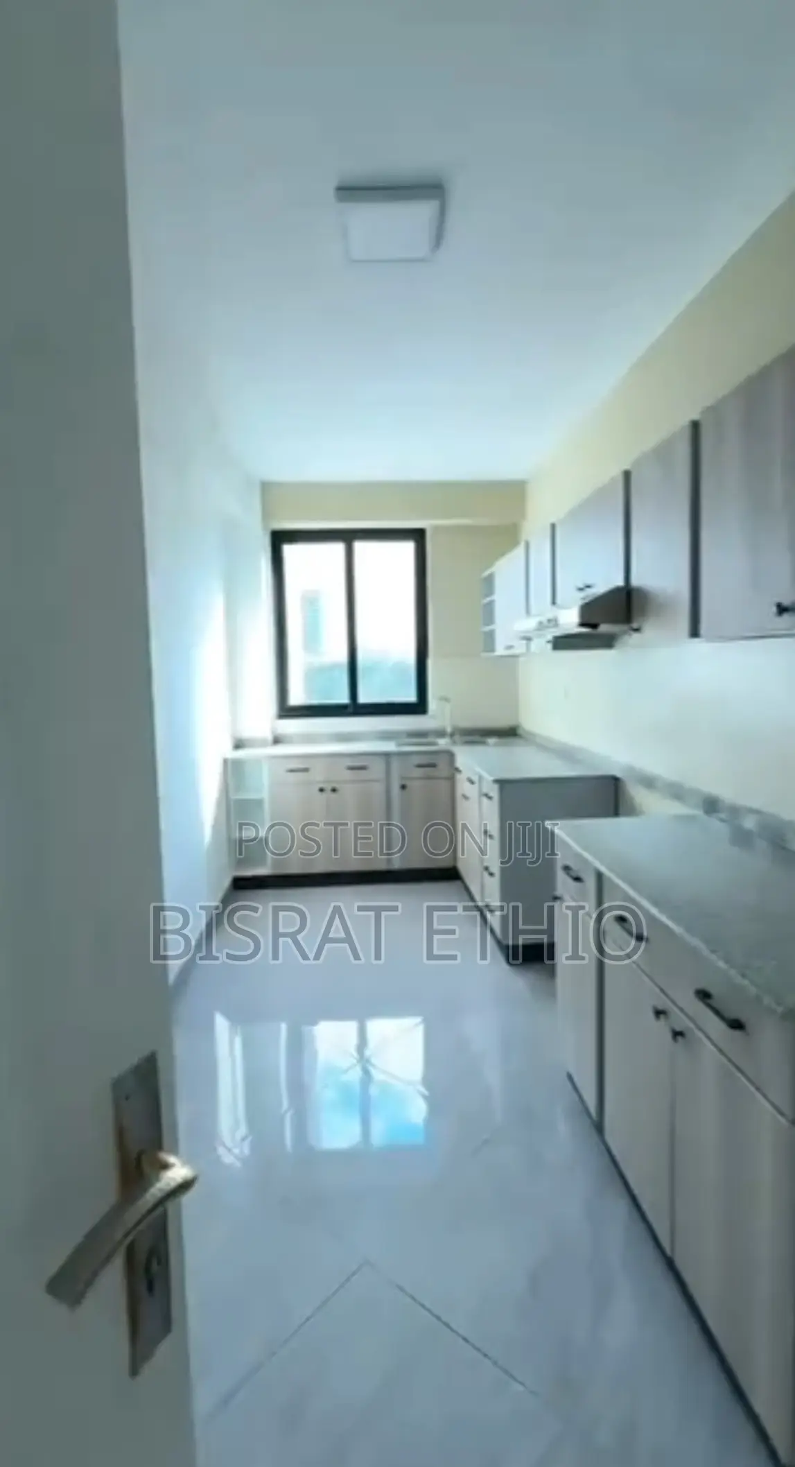 Furnished 3bdrm Apartment in Sarbet አፍሪካ ህብረት, Kirkos for sale