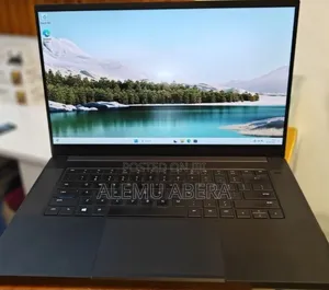 New Laptop Razer Blade 16GB Intel Core i7 SSD 512GB