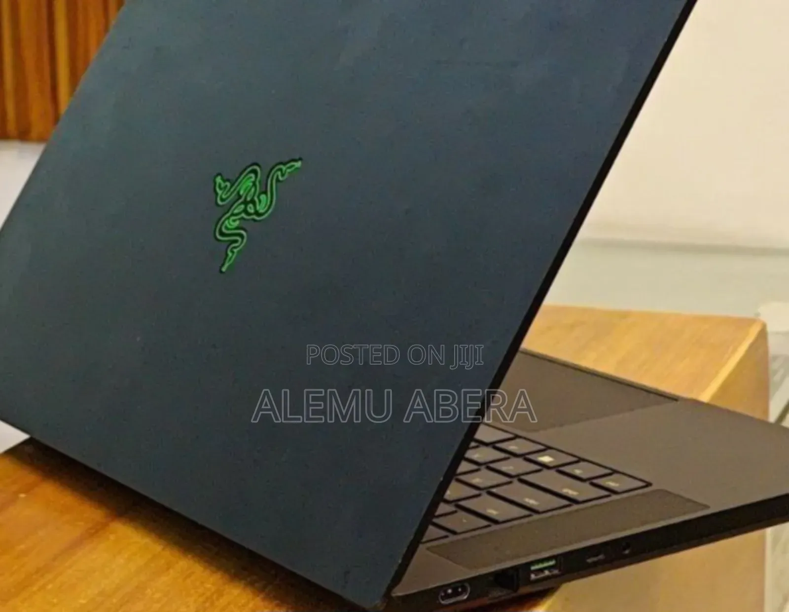 New Laptop Razer Blade 16GB Intel Core i7 SSD 512GB