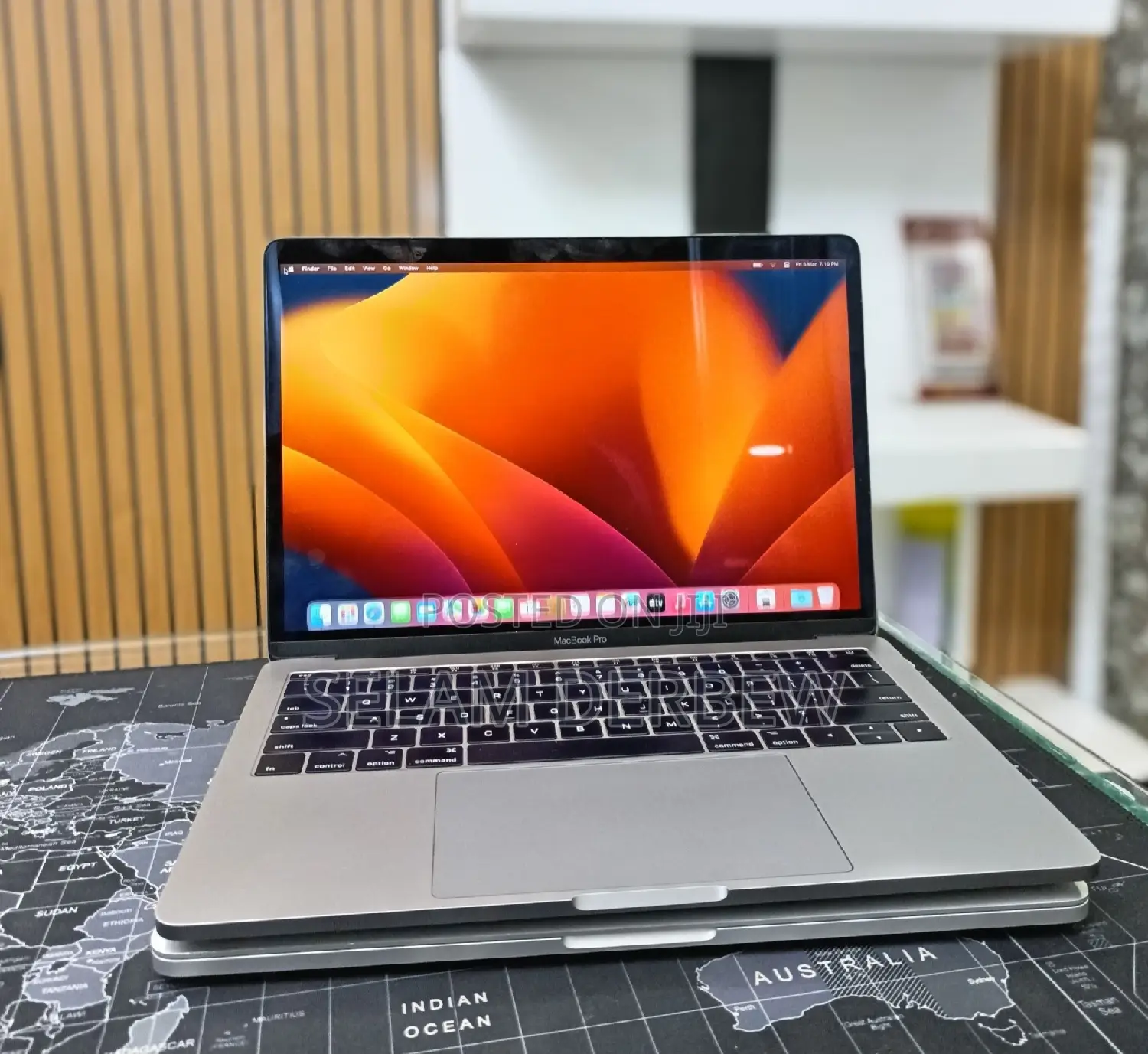 New Laptop Apple MacBook Pro 2017 8GB Intel Core i5 SSD 128GB