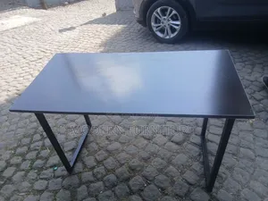 Office Stadiy Table የቢሮ ማንበብያ ጠረፔዛ