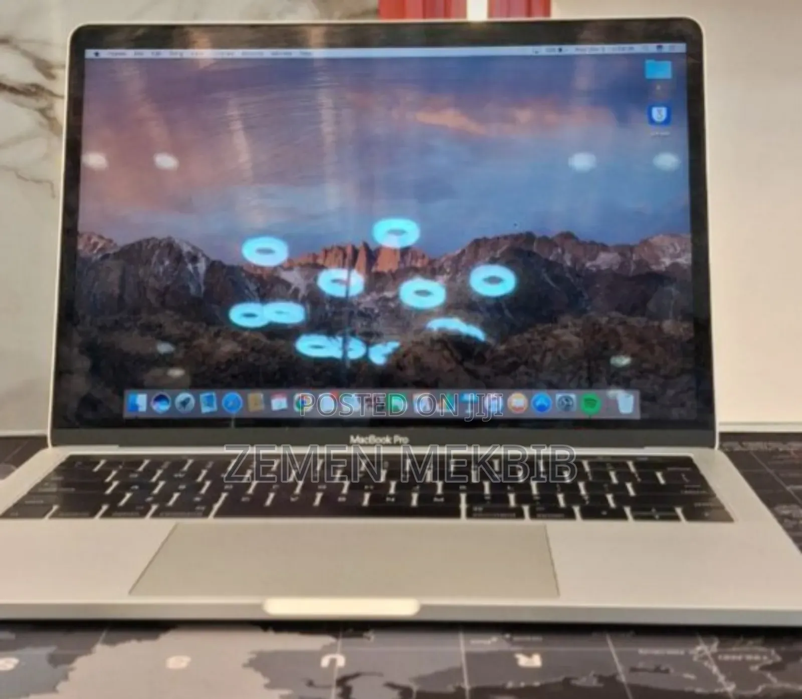 New Laptop Apple MacBook Pro 2016 8GB Intel Core i5 SSD 256GB