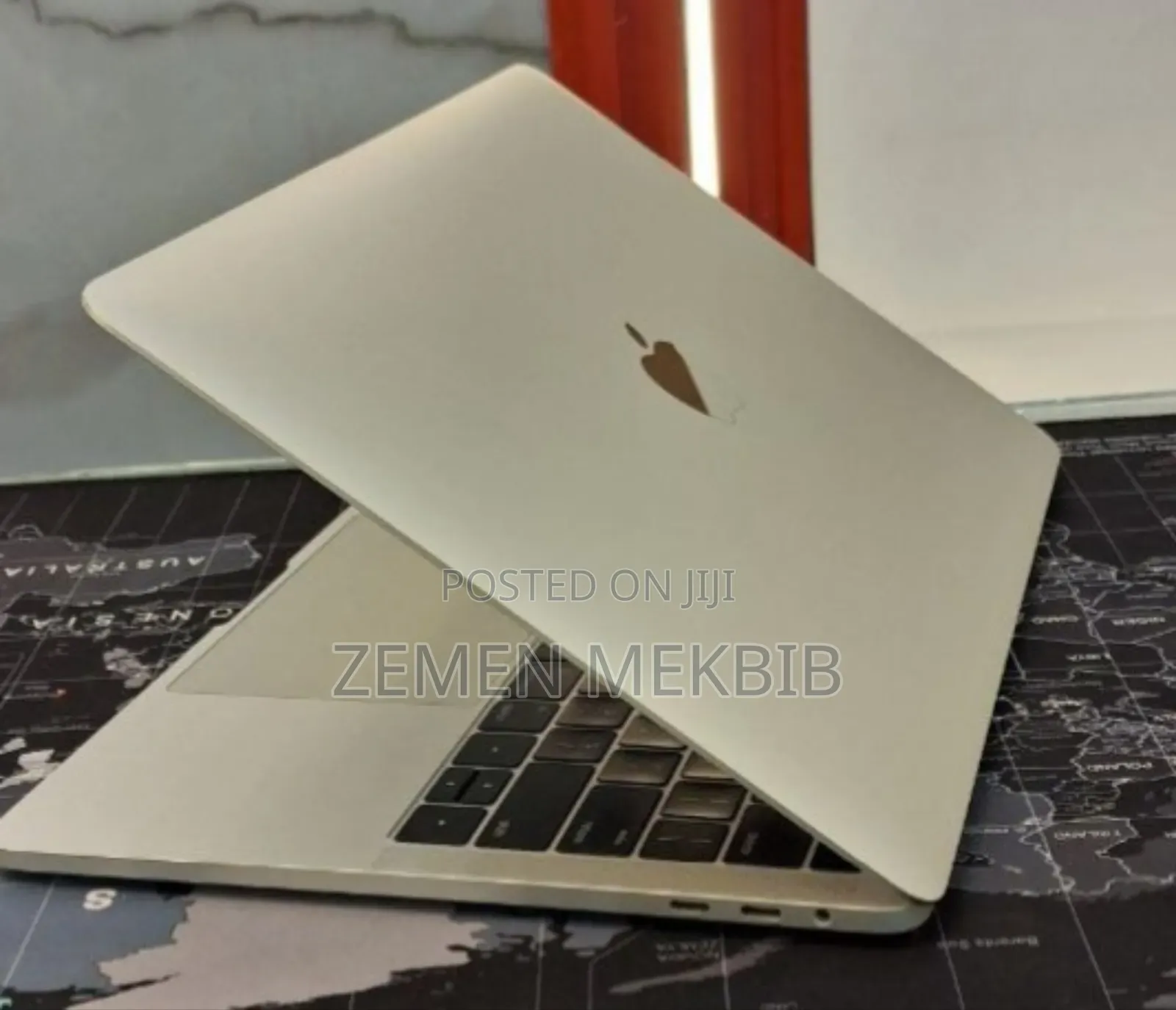 New Laptop Apple MacBook Pro 2016 8GB Intel Core i5 SSD 256GB