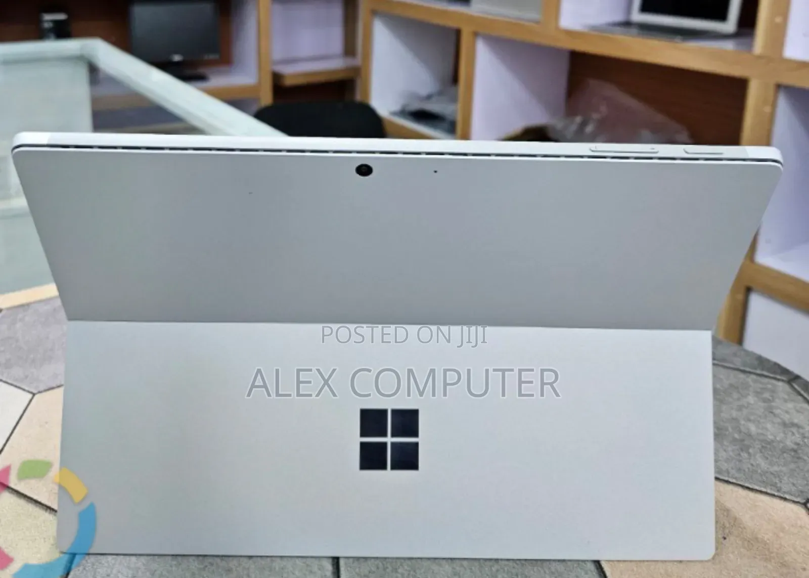New Laptop Microsoft Surface Pro 7+ 16GB Intel Core i7 SSD 256GB