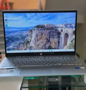 New Laptop HP Pavilion 15 8GB Intel Core i5 SSD 512GB