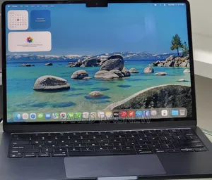 New Laptop Apple MacBook Air 2024 M3 13-inch 16GB Apple M3 SSD 512GB