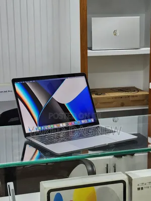 New Laptop Apple MacBook Pro M1 16GB Apple M1 SSD 256GB