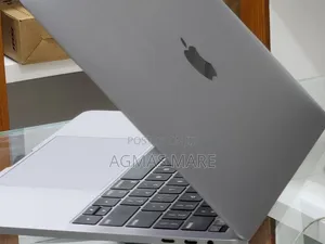 New Laptop Apple MacBook Pro M1 16GB Apple M1 SSD 256GB