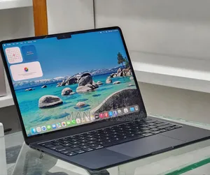 New Laptop Apple MacBook Air 2024 M3 13-inch 16GB Apple M3 SSD 512GB