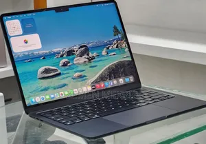 New Apple MacBook Air 2024 M3 13-inch 16GB Intel Core i7 SSD 512GB