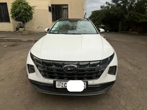 Hyundai Tucson 2022 Ivory