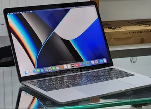 New Laptop Apple MacBook Pro 2020 M1 16GB Apple M1 Pro SSD 256GB
