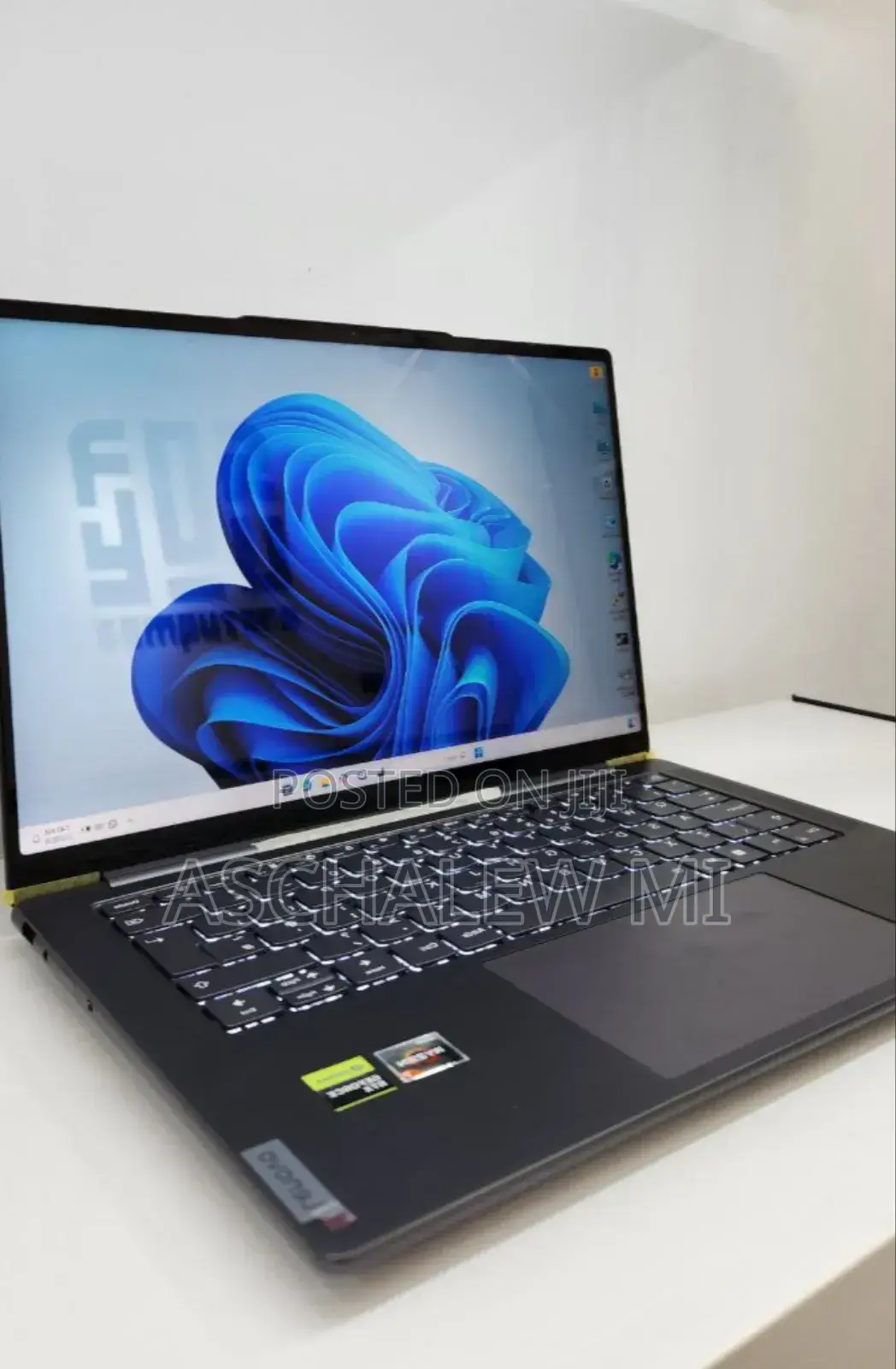 New Laptop Lenovo Yoga 2 32GB AMD Ryzen 7 SSD 512GB