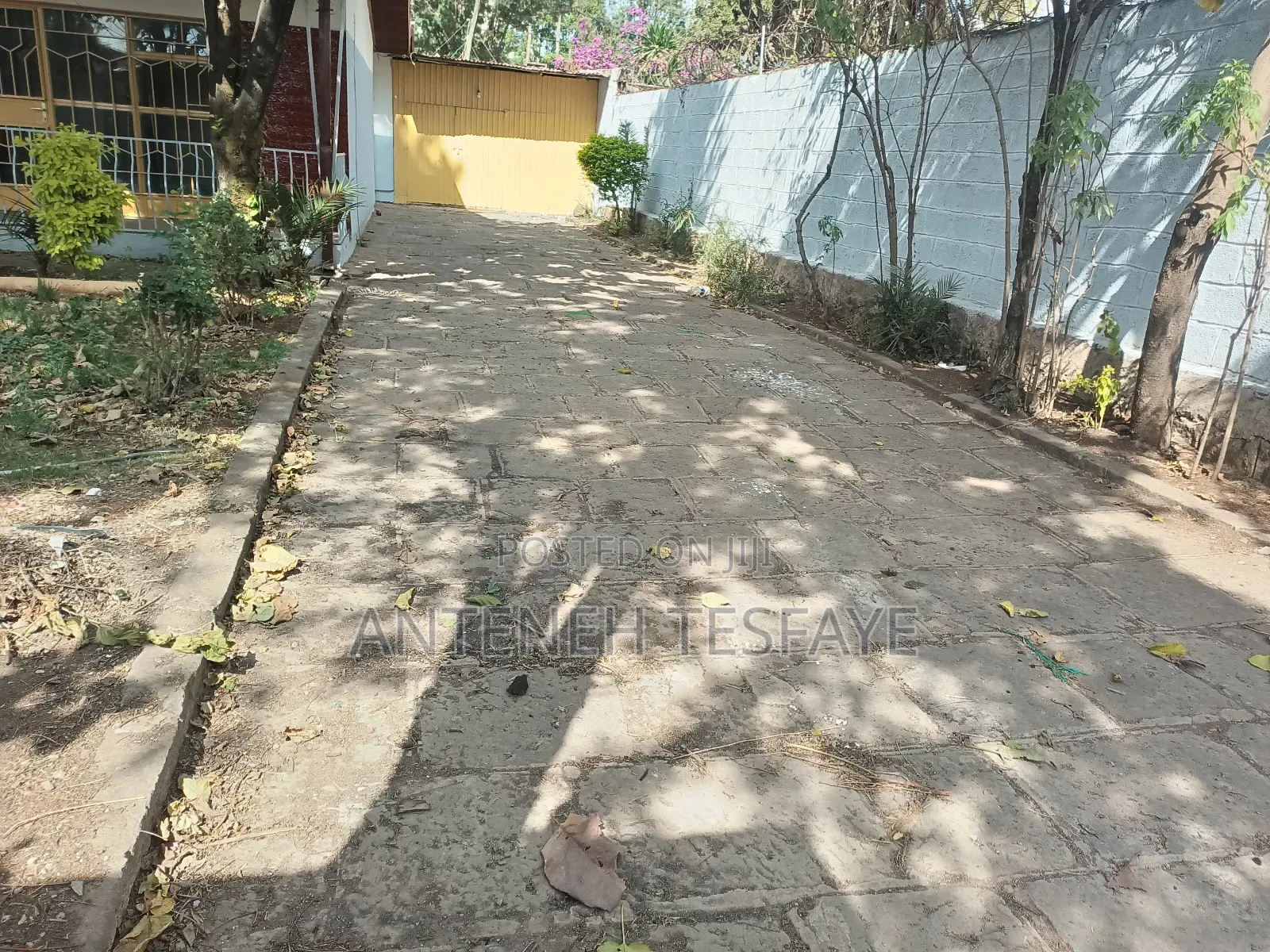 Furnished 6bdrm Villa in Bole for sale