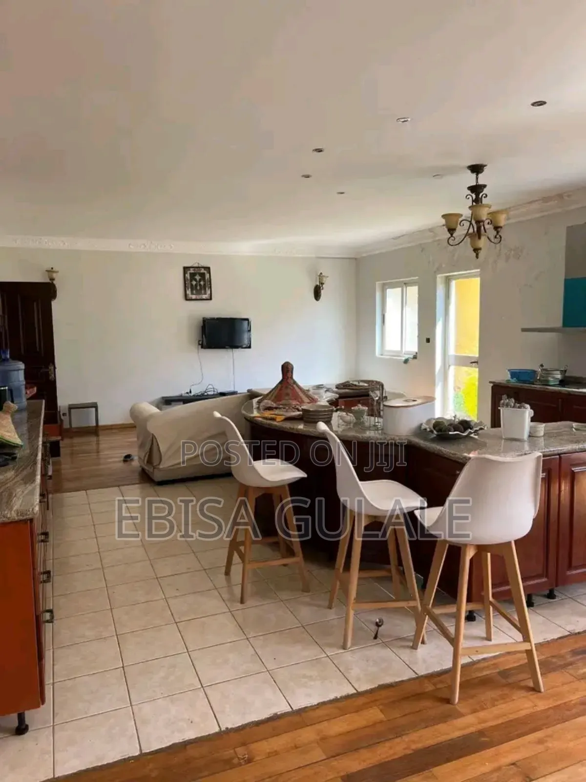 Furnished 6bdrm Farm House in Ccd Real State, Yeka for sale