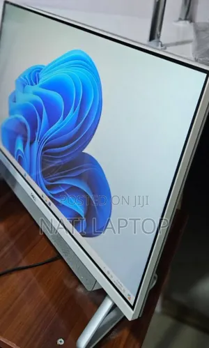 New HP 200 G4 22 All-in-One 12GB Intel Core i7 SSD 512GB
