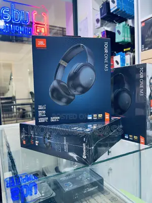 JBL Tour One M3