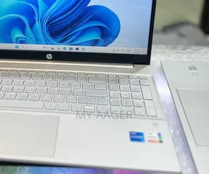 New Laptop HP Pavilion 15 8GB Intel Core i5 HDD 512GB