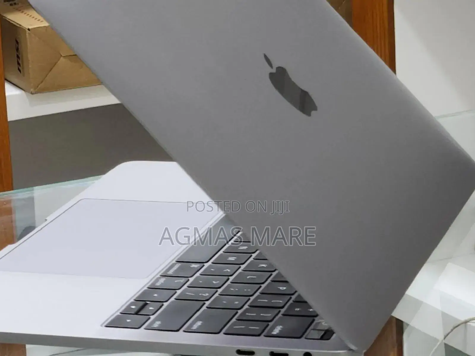 New Laptop Apple MacBook Pro M1 16GB Apple M1 SSD 256GB
