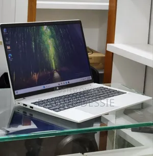 New Laptop HP EliteBook 850 G8 16GB Intel Core i5 SSD 256GB