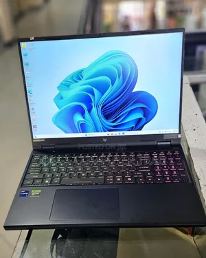 New Laptop Acer Predator Helios 300 16GB Intel Core i9 SSD 1T