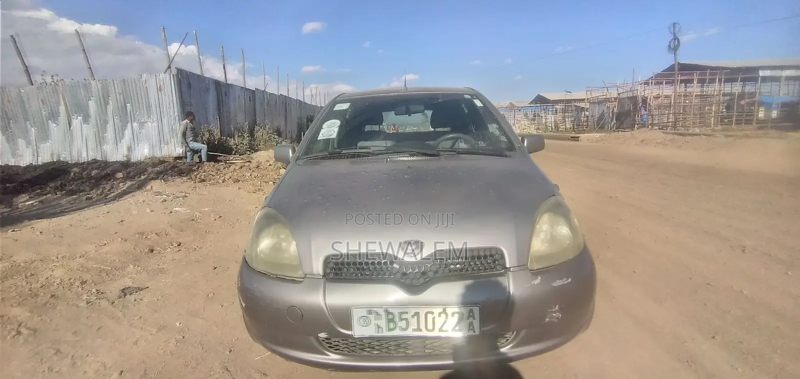 Toyota Vitz 1.0 FWD 3dr 2001 Beige