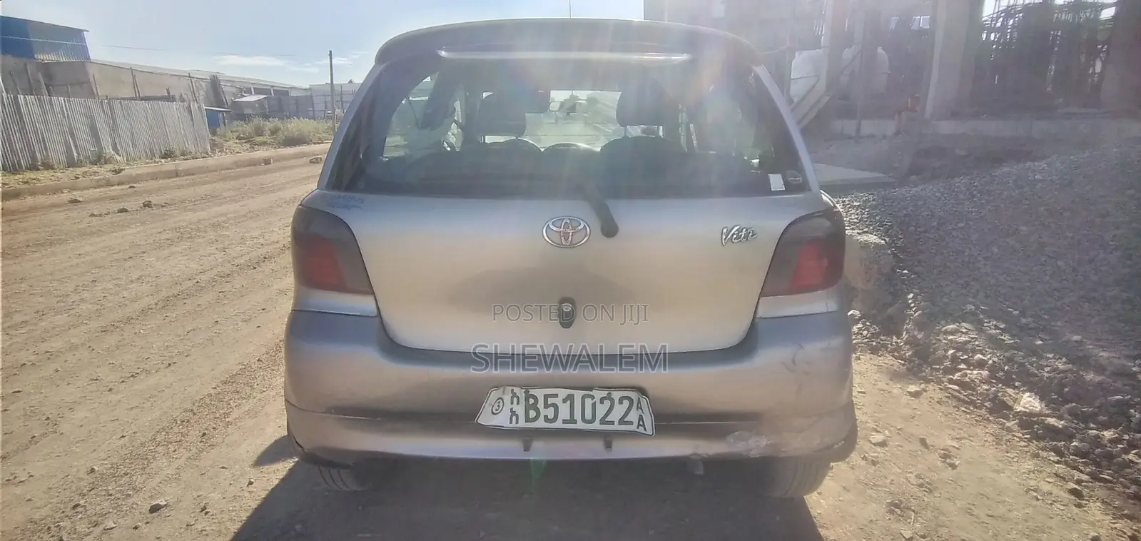Toyota Vitz 1.0 FWD 3dr 2001 Beige