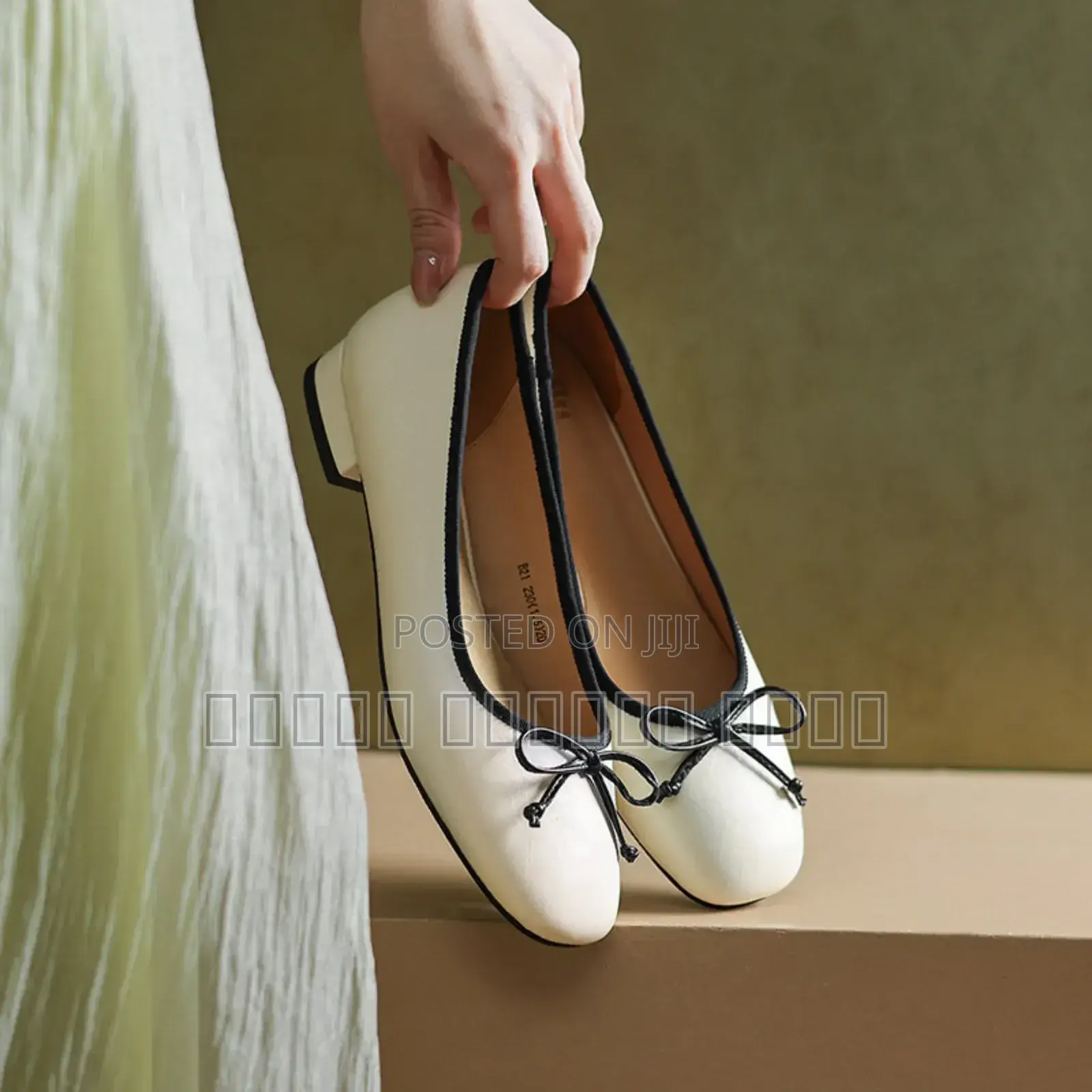 Woman's Shoes
