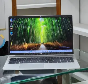 New Laptop HP ProBook 450 G8 16GB Intel Core i5 SSD 256GB