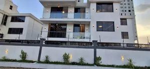 Furnished 8bdrm Townhouse/Terrace in Sumit 72, Yeka for sale