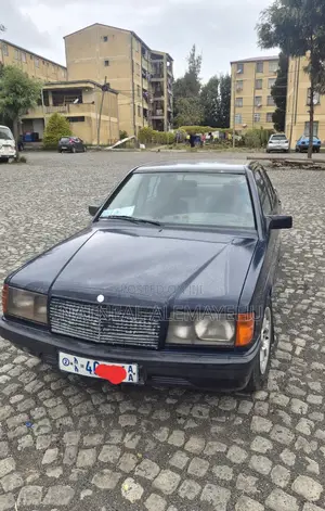 Mercedes-Benz 190 E 2.3 1985 Blue