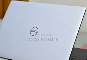 New Laptop Dell XPS 15 16GB Intel Core i9 SSD 512GB